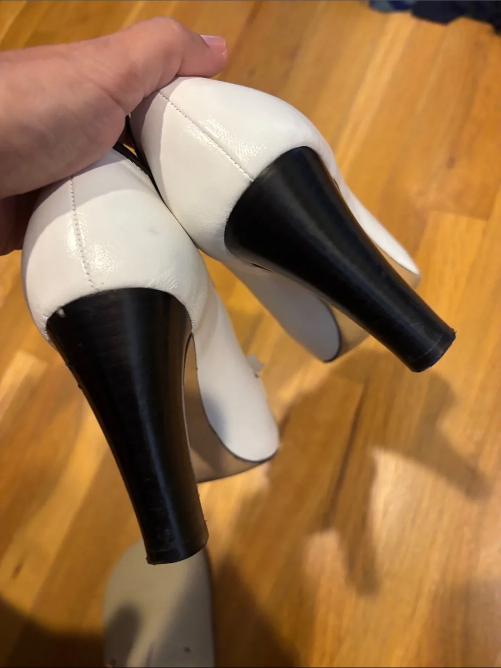 Basic Editions White and Black Knot-Accent Heels